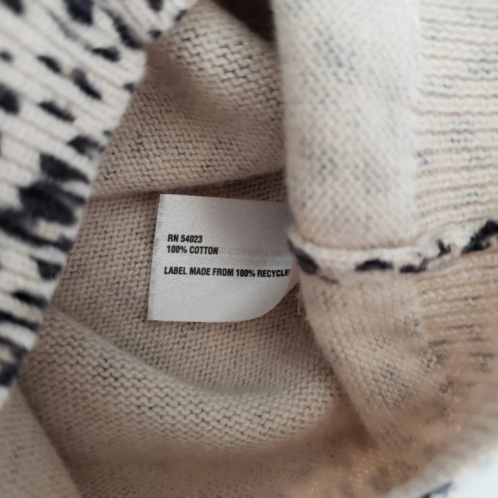 GAP cutest leopard